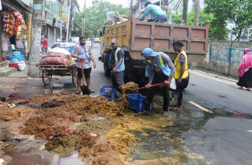 ডিএসসিসির ৩৩ ওয়ার্ডের বর্জ্য অপসারণ