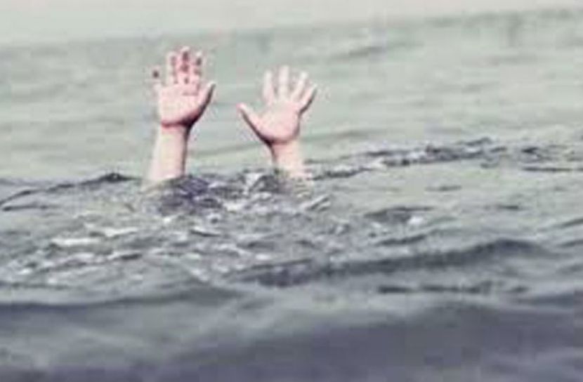 খুলনায় পানিতে ডুবে দুই শিশু নিহত