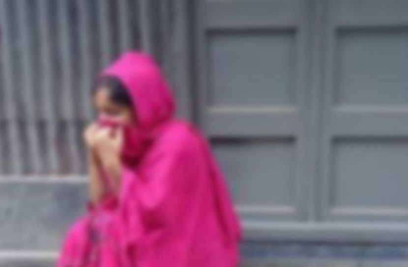 অনশন করে পেলেন স্ত্রীর স্বীকৃতি!