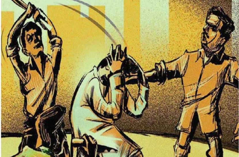 বাবা-ছেলেকে খাওয়ানো হলো প্রস্রাব!