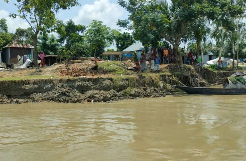 ২৪ পরিবারের ৬৯ বসত ভিটা বিলিন 