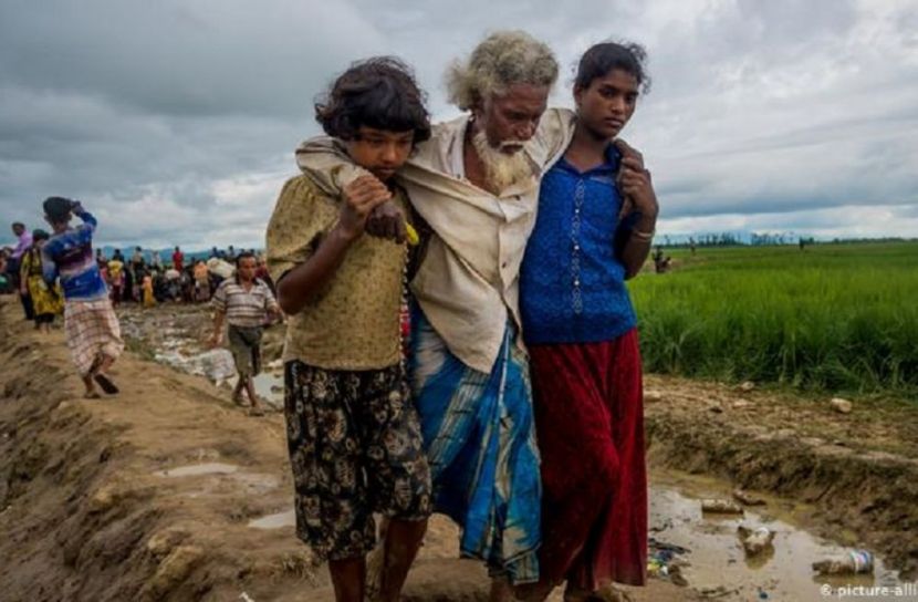 বাংলাদেশের অস্থান স্পষ্ট, রোহিঙ্গারা বাস্তুচ্যুত