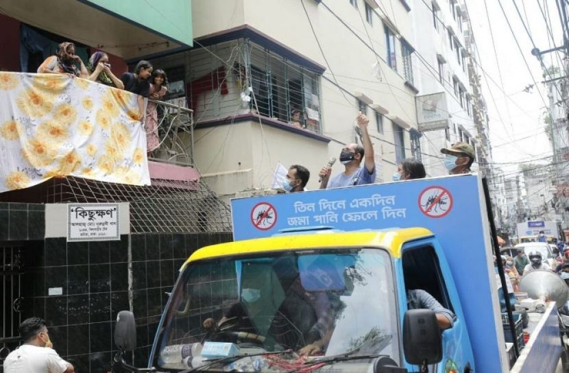 প্রতিটি হাতকে কাজে লাগিয়ে এডিস মশা প্রতিরোধ সম্ভব