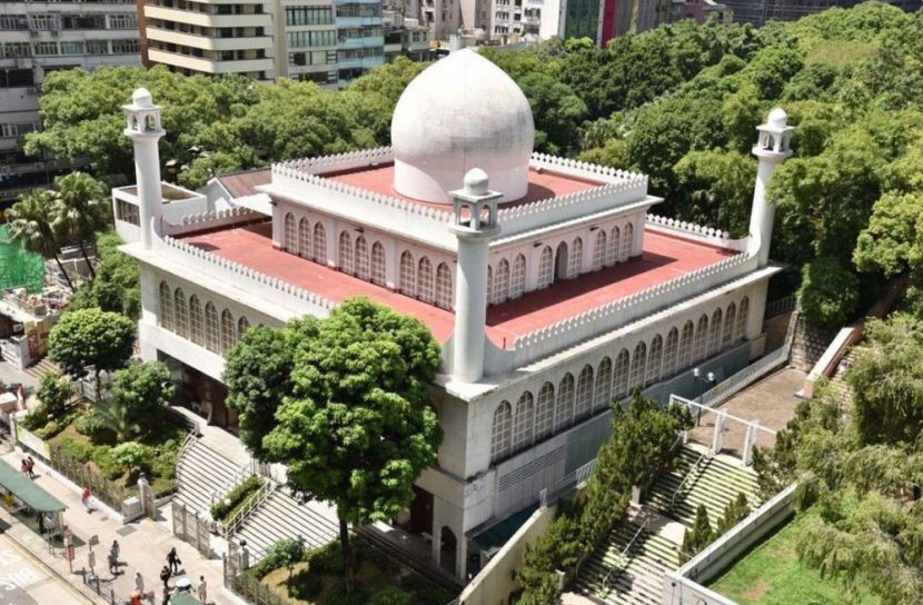 ইসলাম প্রচার কাজ করছে কোলন মসজিদ