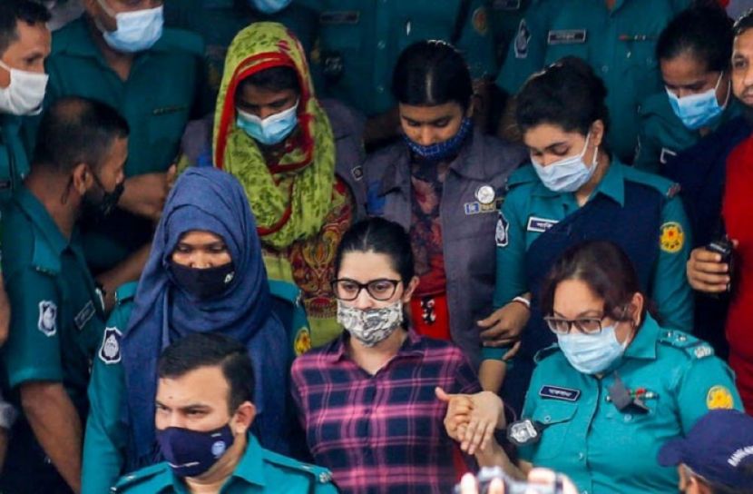পরীমনিকে নিয়ে চার প্রশ্ন