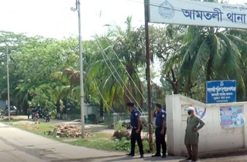 প্রাইভেটকার খাদে, চীনা নাগরিকসহ নিহত ৩