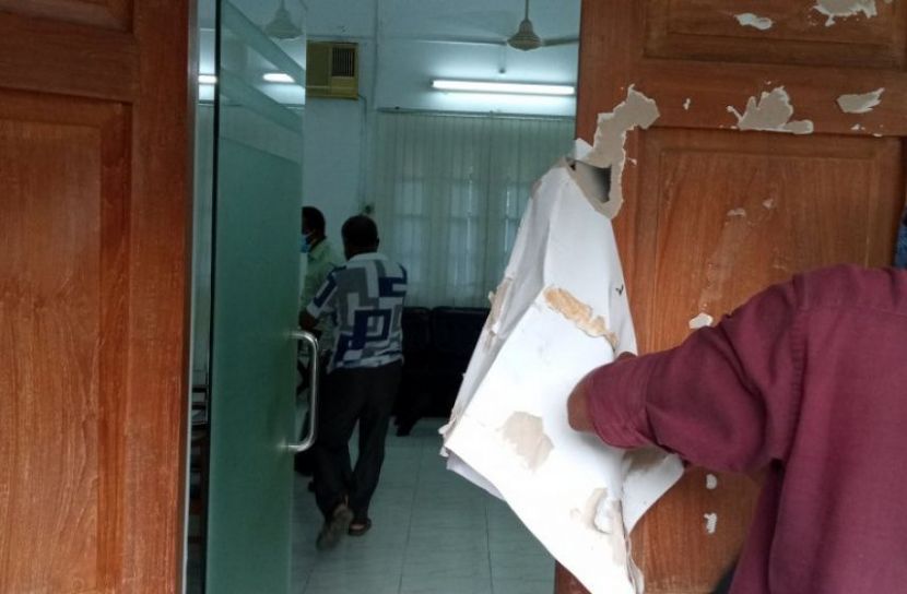 আসিফ নজরুলের রুমের তালা খুলে দিলো ঢাবি