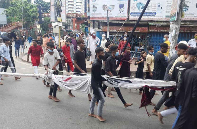 রাজধানীতে তাজিয়া মিছিল, নিষেধাজ্ঞা উপেক্ষা