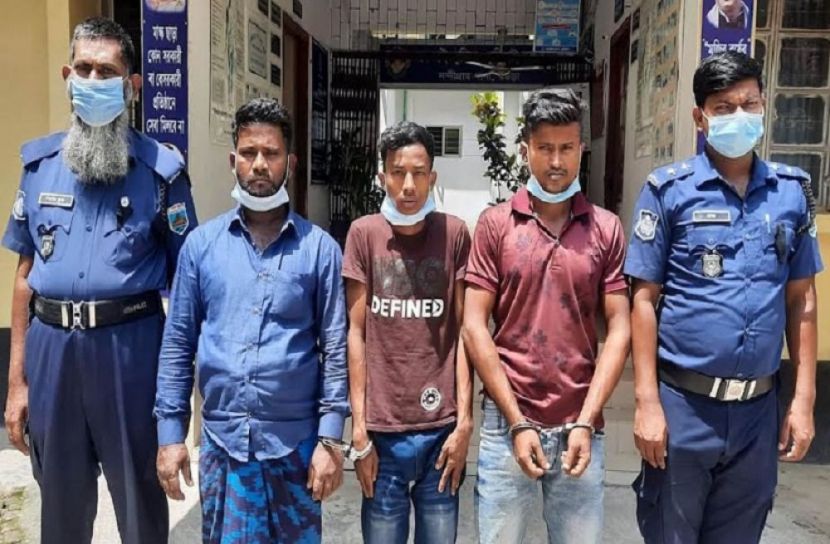 বগুড়ায় স্কুলছাত্রী অপহরণ, গ্রেফতার ৩