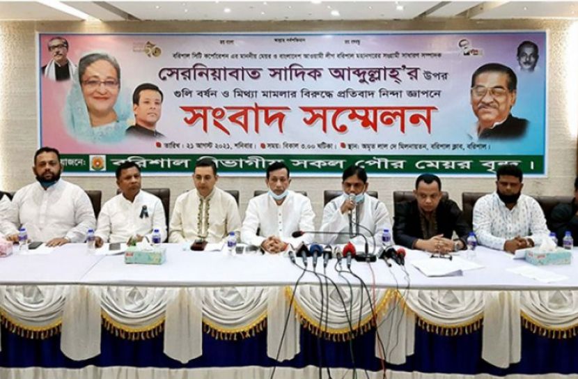 ইউএনওকে তাড়াতে একাট্টা ৬ মেয়র 