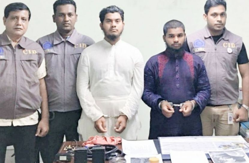 বোমা তৈরির ২ কারিগর আটক
