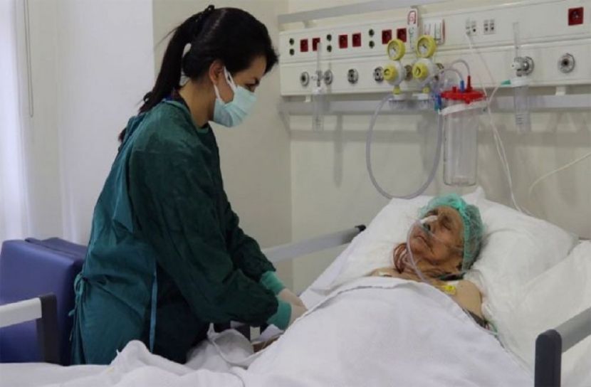 করোনা জয় করলেন ১১৬ বছরের তুর্কি নারী