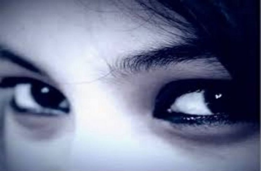কবির চোখে ‘অপলক দৃষ্টি’