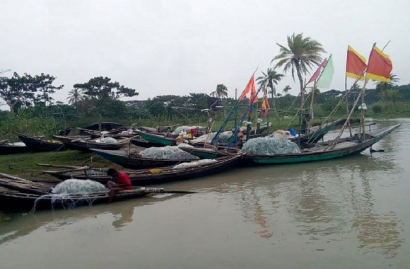 ডাকাতির মালামাল ভাগাভাগি নিয়ে সংঘর্ষ