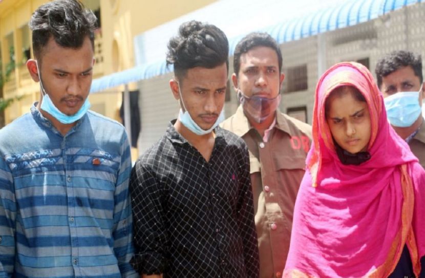 শ্বশুর-শাশুড়ি হত্যা, পুত্রবধূ গ্রেফতার