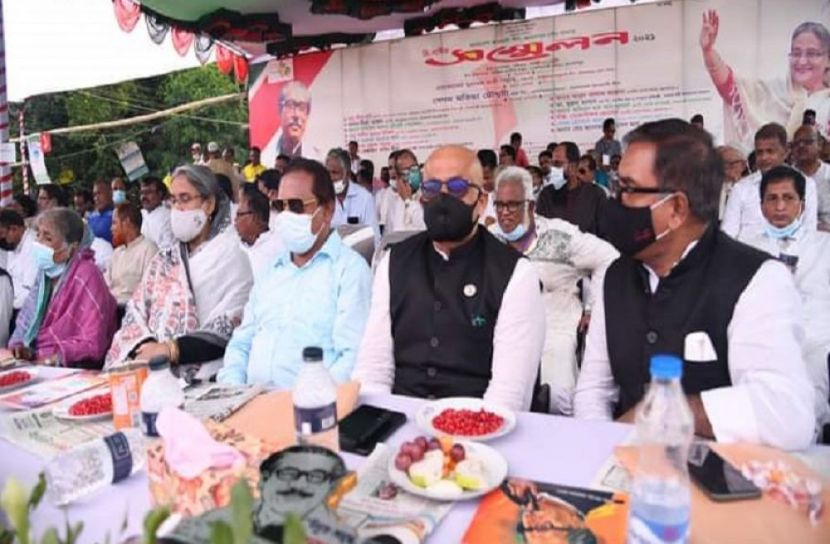 শেখ হাসিনার নেতৃত্বে অপ্রতিরোধ্য অগ্রযাত্রায় বাংলাদেশ
