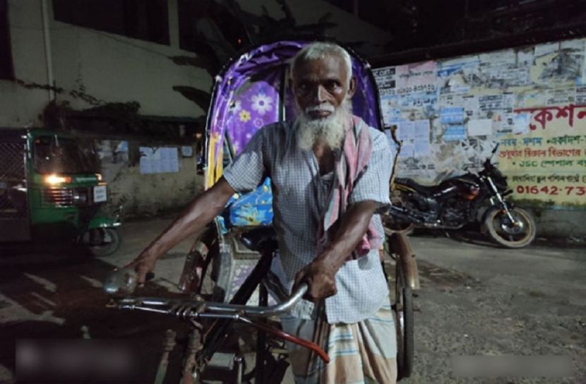 ৪২ বছরও ফিরেনি শামসুলের ভাগ্যের চাকা 