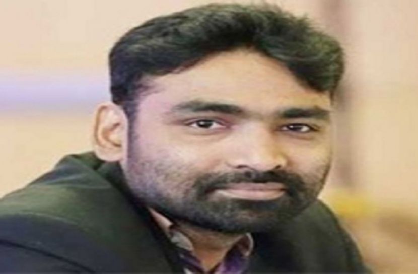 ঘুষ খেলে নামাজ হবে না, নাকি চাকরি থাকবে না?