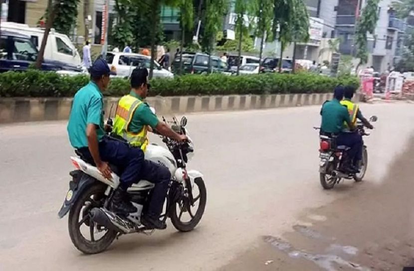মোটরসাইকেলে ঘুরতে পারবে না পুলিশ 