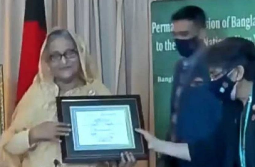 এসডিজি পদক পেলেন প্রধানমন্ত্রী