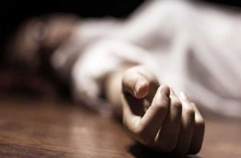 রামপুরায় গৃহবধূর ঝুলন্ত মরদেহ উদ্ধার 