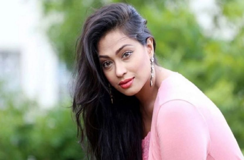 ফের পপিকে নিয়ে গুঞ্জন