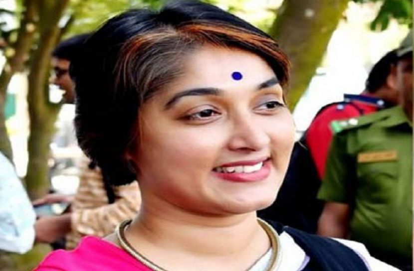 অভিযুক্ত শিক্ষক ফারহানা ইয়াসমিন বাতেন