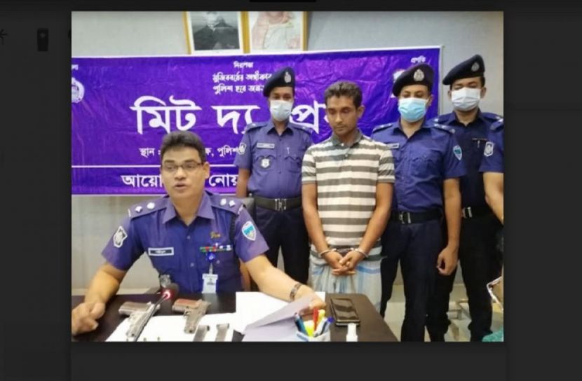 শীর্ষ সন্ত্রাসী জুয়েল অস্ত্রসহ গ্রেফতার