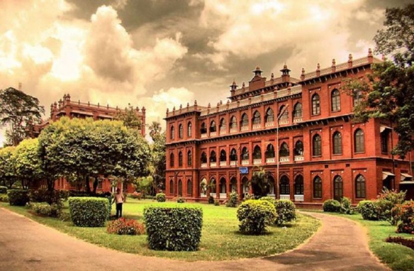 বিশ্ববিদ্যালয় 