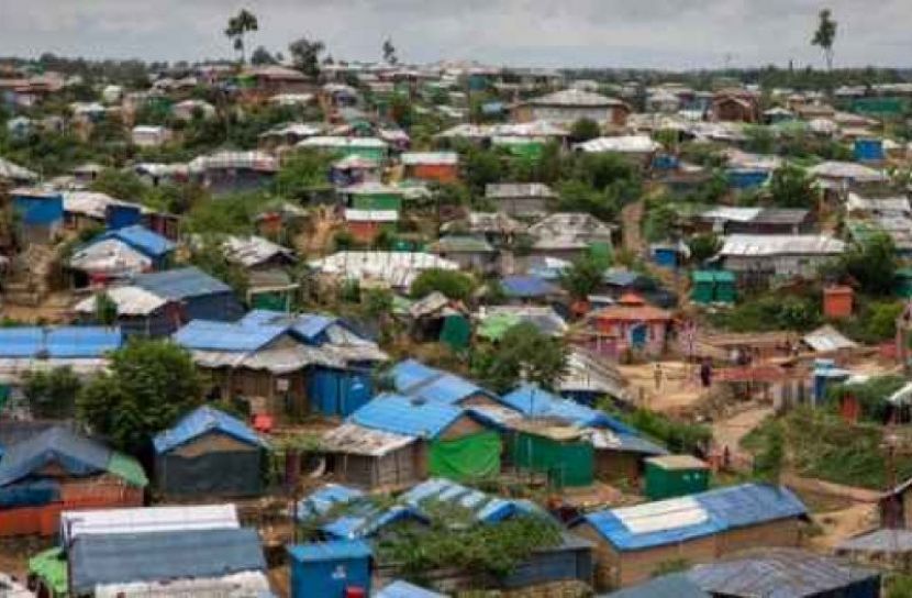 রোহিঙ্গা ক্যাম্পে ব্লক রেইড