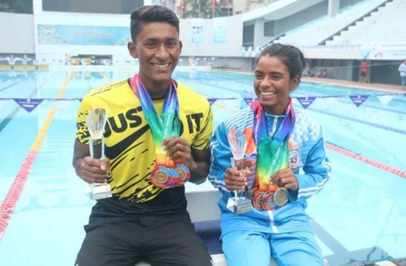 সাঁতারে মুক্তি ও ইসলামের অনন্য রেকর্ড