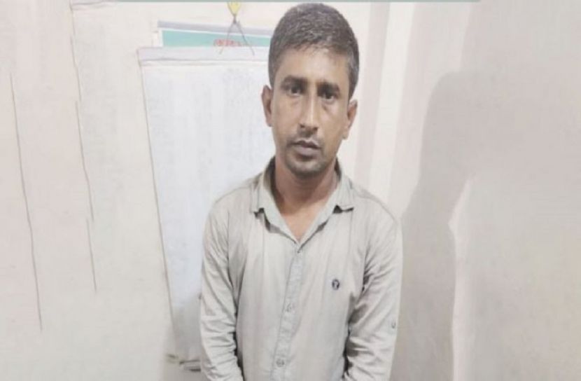 রাজধানীতে বৈদেশিক মুদ্রাসহ গ্রেফতার ১