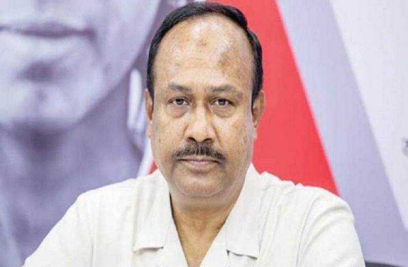 দলের প্রতি বিশ্বস্ত থাকার অঙ্গীকার 
