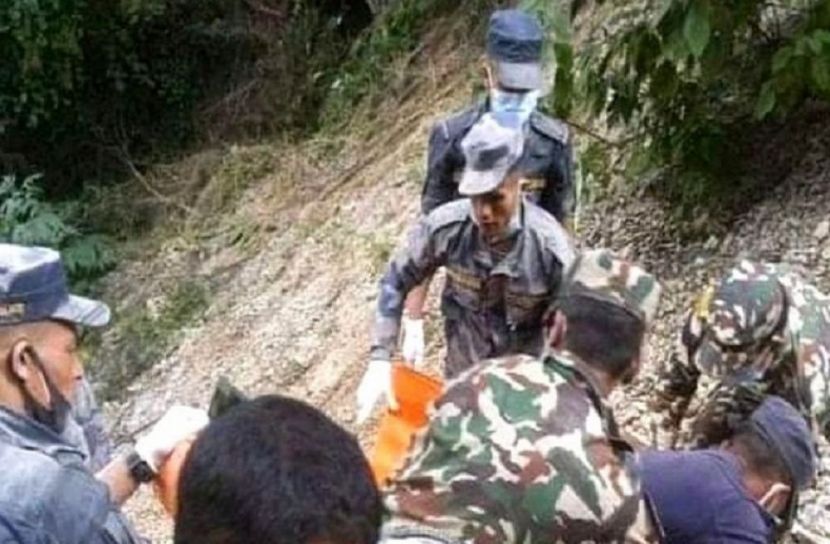 নেপালে খাদে পড়ে নিহত ২৮