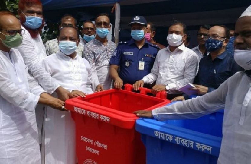 ডাস্টবিন