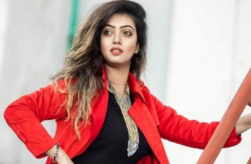 শিল্পীরা ছন্দে ফিরুক