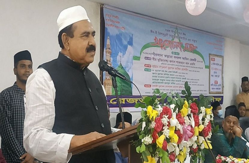 সরকারের ওপর আল্লাহর রহমত আছে 