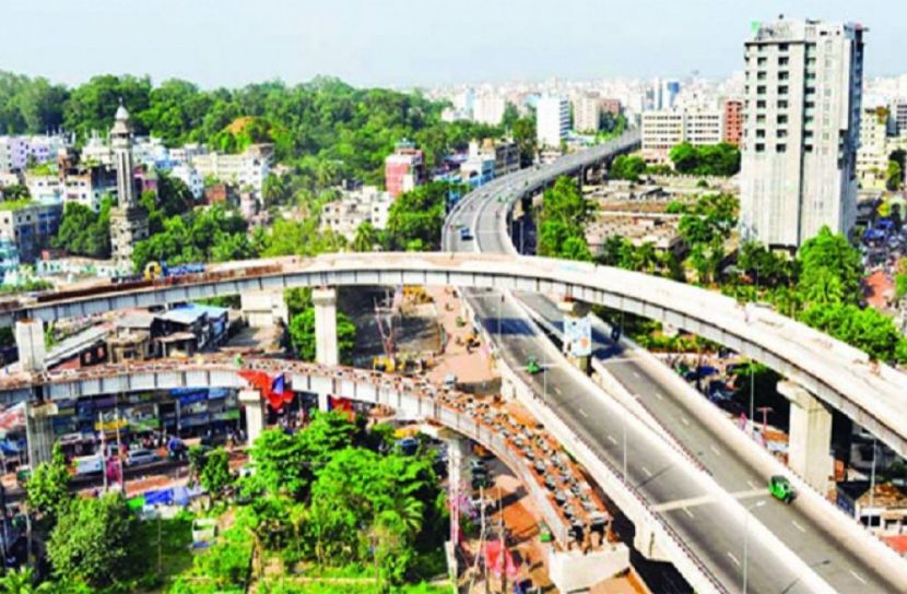 চট্টগ্রাম ফ্লাইওভারে ফাটলে চলাচল বন্ধ