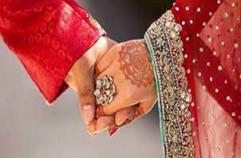 বড় বোনের সংসারে ছোট বোন