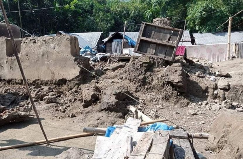 ঠাকুরগাঁওয়ের মাটি চাপা পড়ে একজনের মৃত্যু
