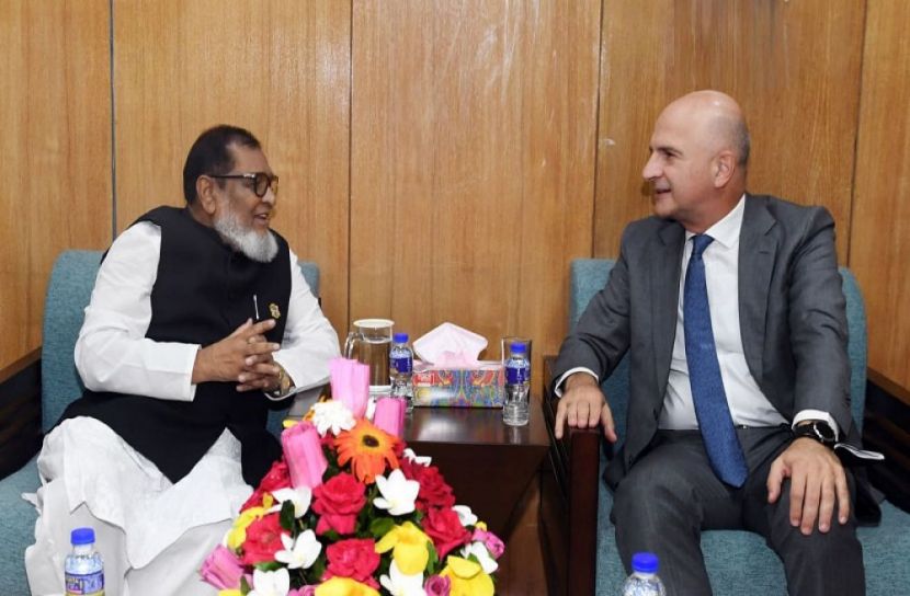 মুক্তিযুদ্ধ মন্ত্রীর সাথে তুরস্ক রাষ্ট্রদূতের সাক্ষাৎ 