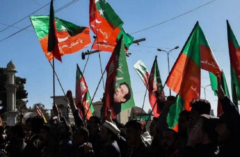 পাকিস্তানজুড়ে বিক্ষোভের ডাক