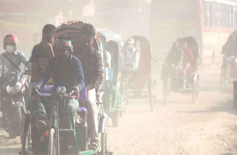 বায়ুদূষণে ফের শীর্ষে ঢাকা