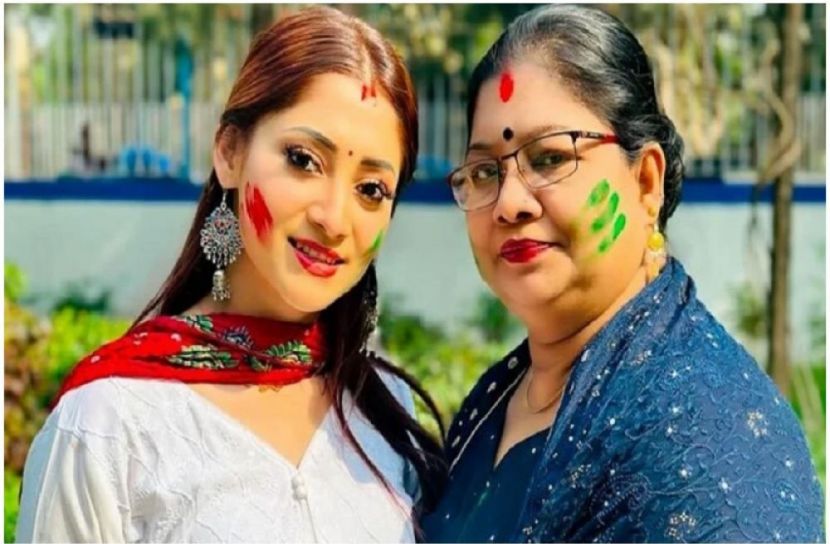 সংগৃহীত