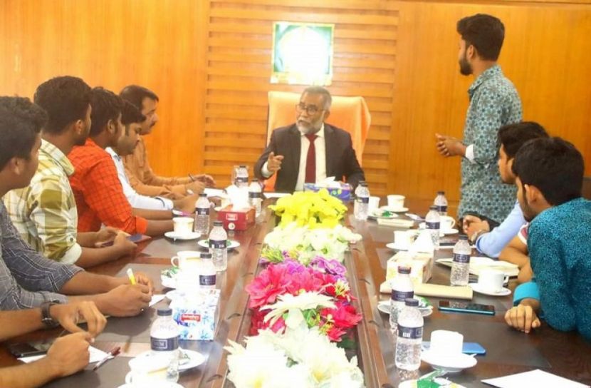 আমাকে কেনা সম্ভব নয়