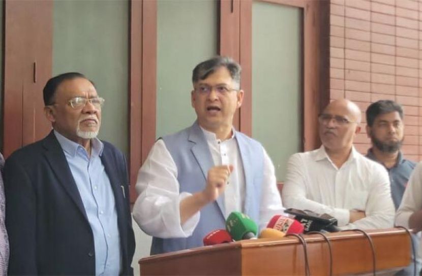 নির্বাচনের রোডম্যাপ ইস্যুতে প্রধান উপদেষ্টার সাক্ষাৎ চায় বিএনপি