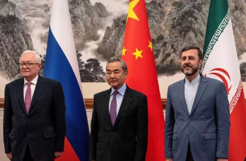 পশ্চিমা আধিপত্য মোকাবিলায় একজোট রাশিয়া-চীন-ইরান