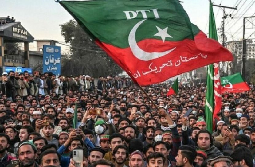 পাকিস্তানে ১৪৪ ধারা জারি 