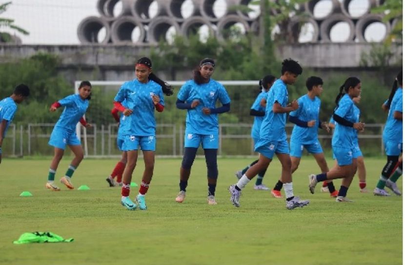 বাংলাদেশের সামনে ইতিহাসের হাতছানি