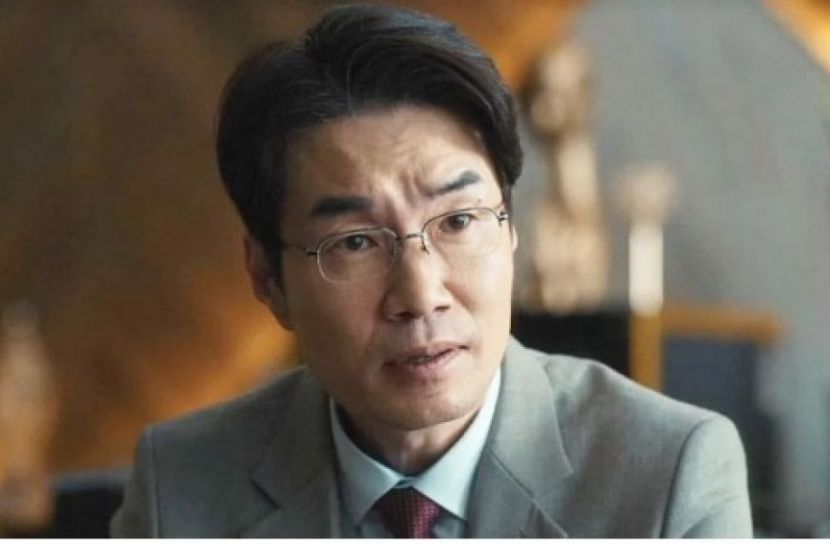 পার্ক করা গাড়ির ভেতর মিললো জনপ্রিয় অভিনেতার মরদেহ